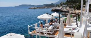 Nur Beach Hotel